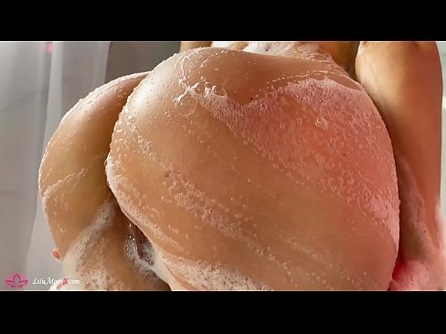 ❤️ Brunette masturbearet poesje mei Vibrator nei intens orgasme yn dûs ❤️ Seksfideo by wy ❌